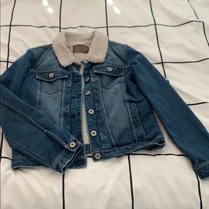 Denim jacket with Sherpa